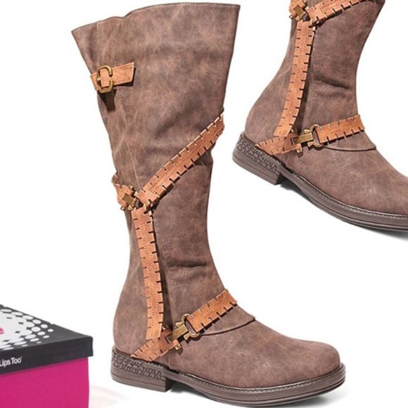 2 lips too wide calf boots